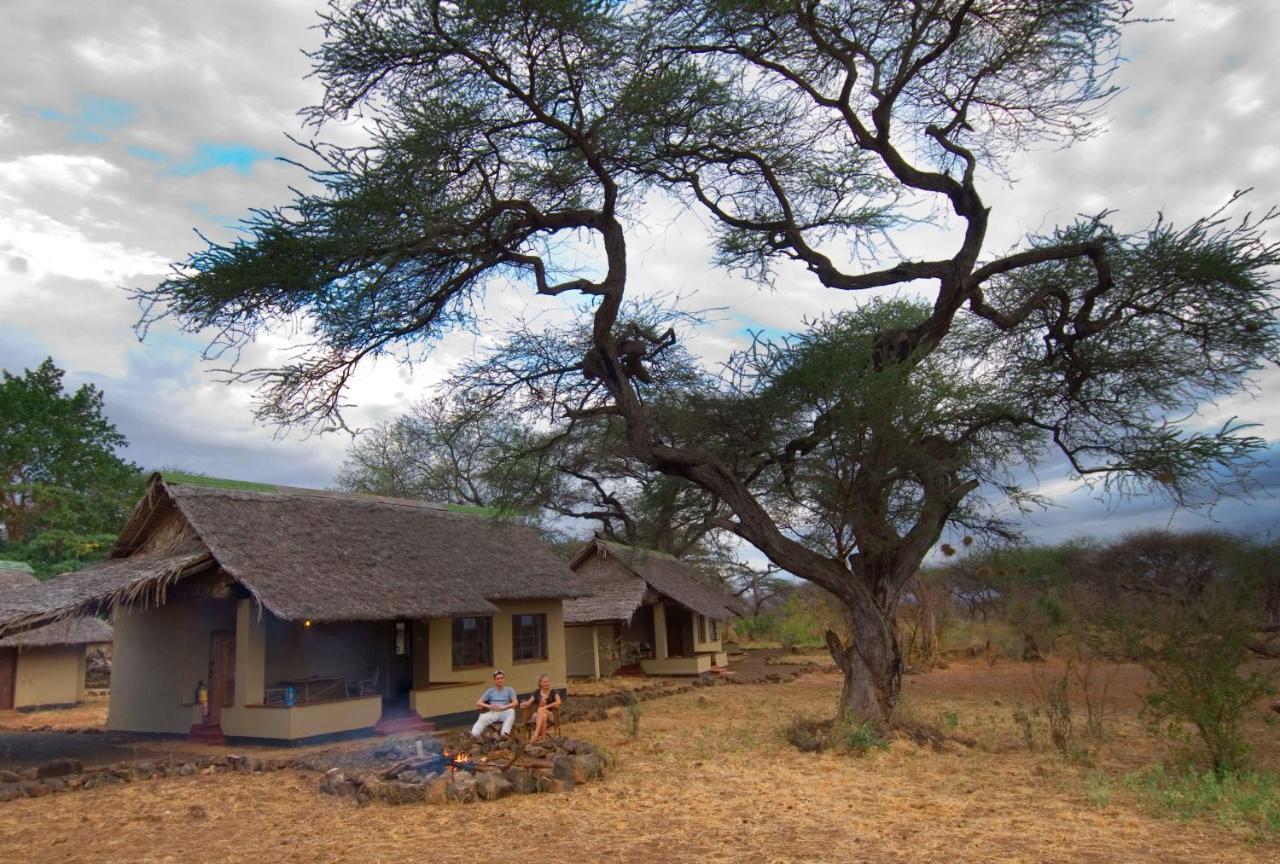 Severin Safari Camp Tsavo West National Park Exterior foto